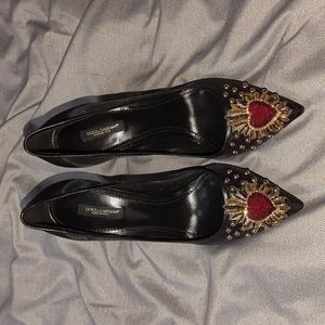Dolce & Gabbana Court Sacred Heart Black Mesh Heels Pumps